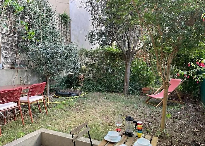 Charmant T2 Avec Jardin