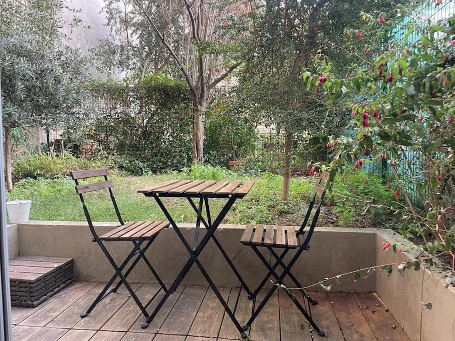 Apartment T2 Avec Jardin Paris